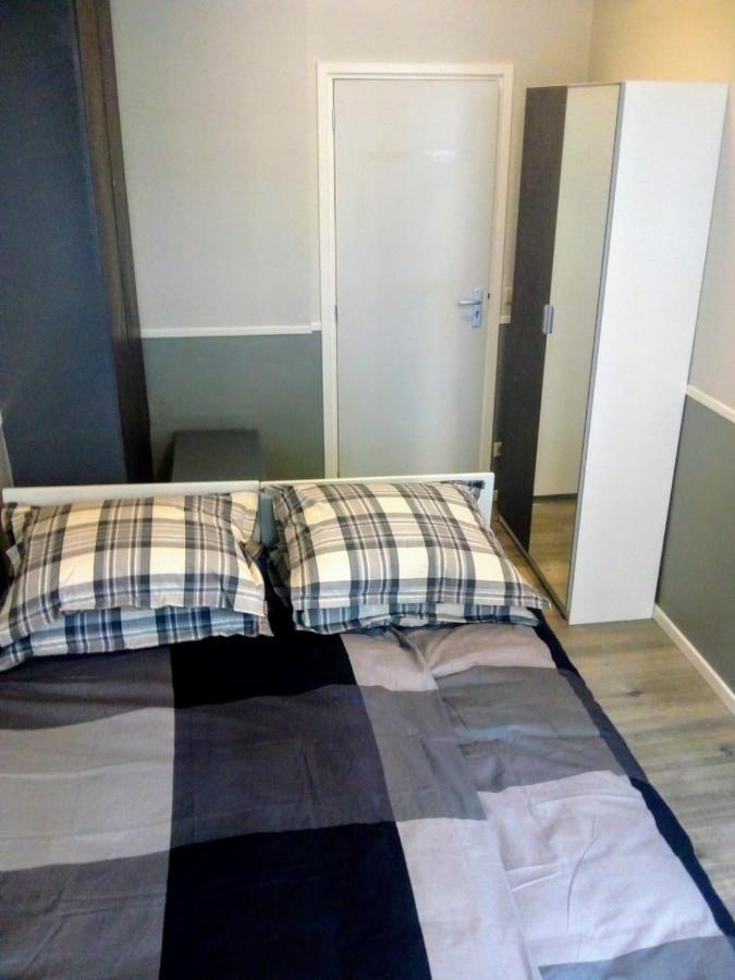 Aldo, Not For Parties, Not A Hotel, Room With Shared Bathroom, No Kitchen أمستردام المظهر الخارجي الصورة