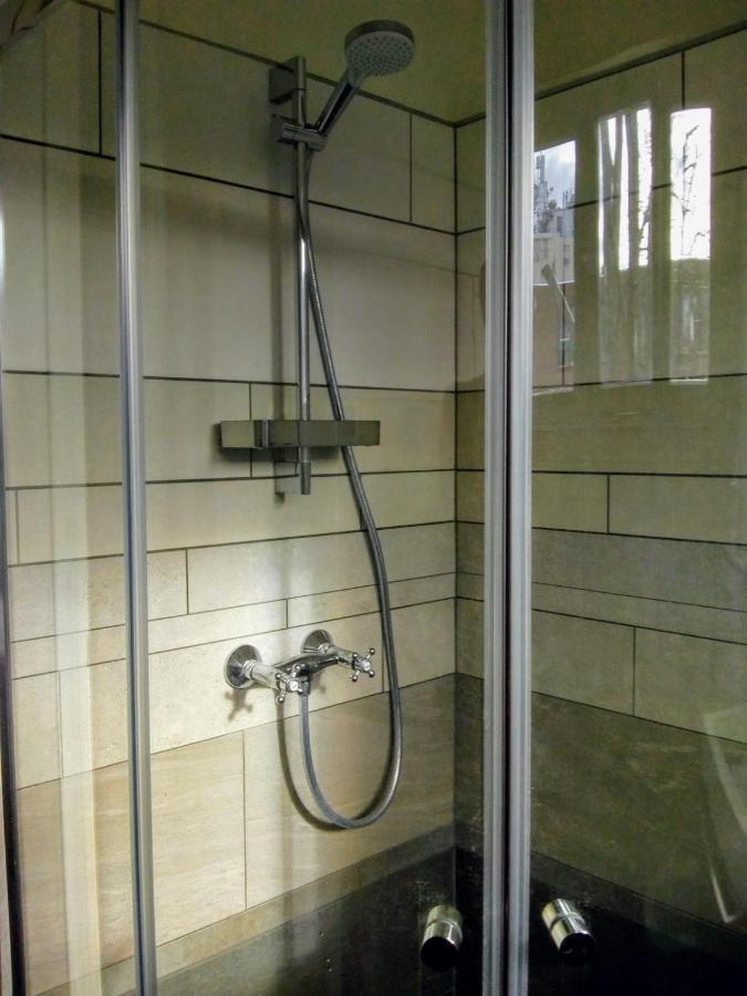 Aldo, Not For Parties, Not A Hotel, Room With Shared Bathroom, No Kitchen أمستردام المظهر الخارجي الصورة
