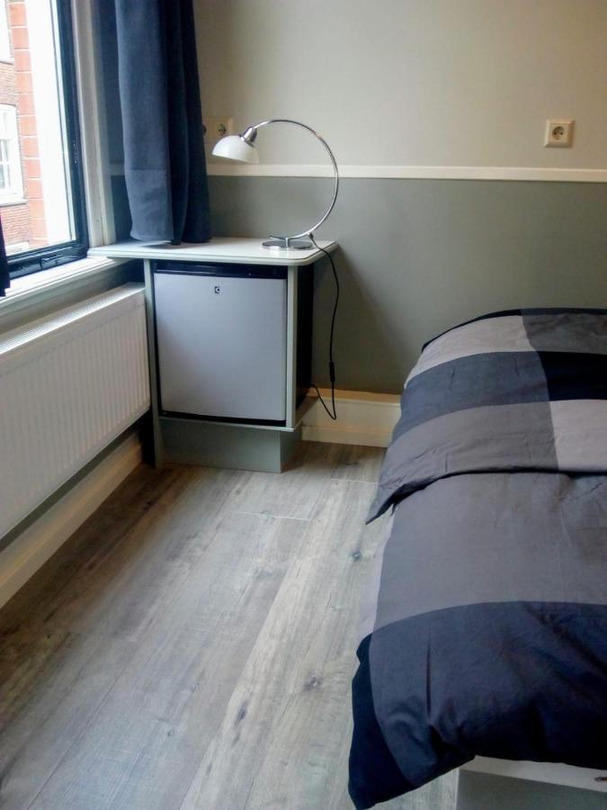 Aldo, Not For Parties, Not A Hotel, Room With Shared Bathroom, No Kitchen أمستردام المظهر الخارجي الصورة